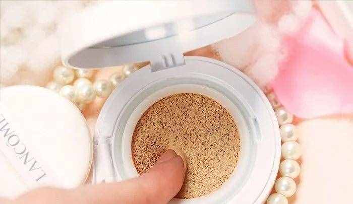 A股市场收评 | 沪指3700点得失反复，创业板指下滑1.08% 全市场逾4600股下跌