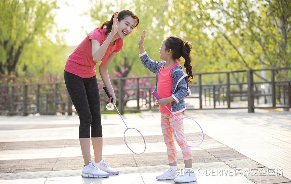 “童梦飞扬”联欢汇演举行