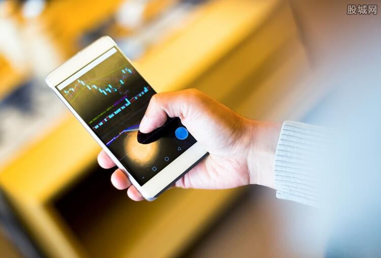 通关高峰+雷雨大风,港珠澳大桥珠海公路口岸发布通关提示