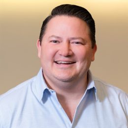 港股收盘(08.15) | 恒指收跌0.98% 互联网医疗股逆势走强 银诺医药-B(02591)首挂暴涨200%